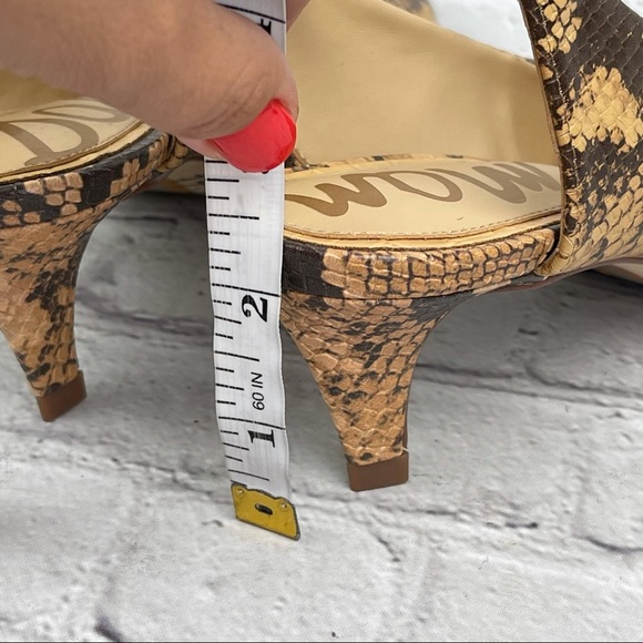 Damaged - Picture 13 of 15